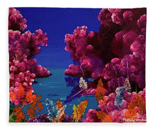 Load image into Gallery viewer, Magentas Shadow - Blanket